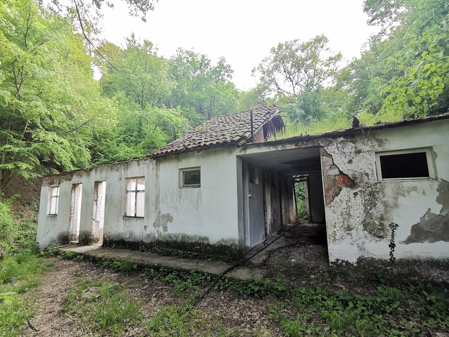 1589967068kragujevac-banja-voljavca-zaboravljena-fotorina-.jpg