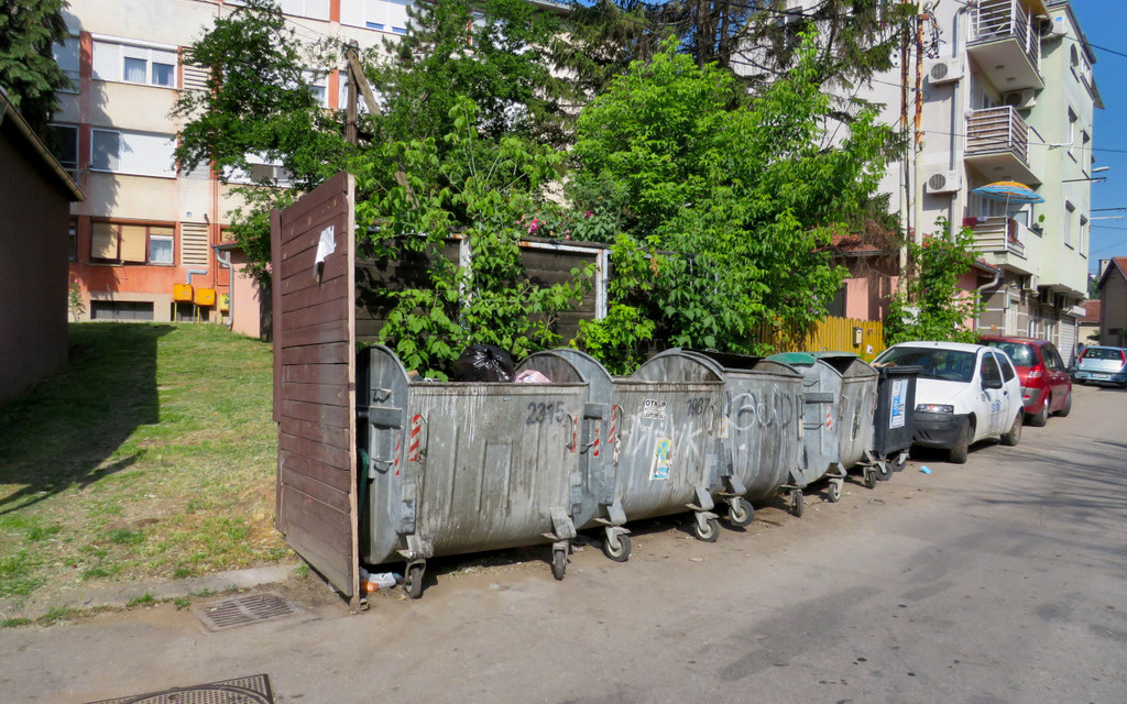 02.06.22 - novi kontejneri - 2.JPG