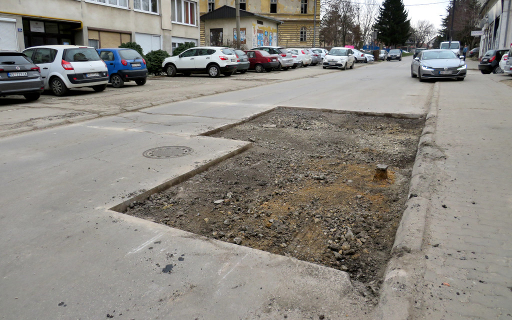 17.03.22 - krpljenje udarnih rupa - 4.JPG